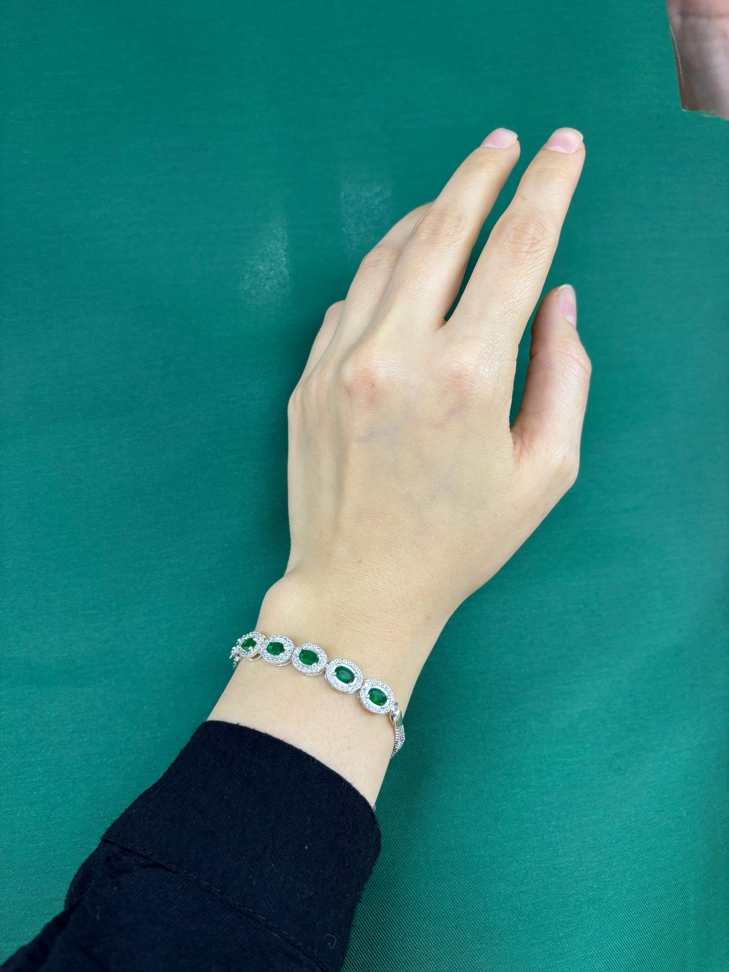 Women's Green Tennis Bracelet with Emerald Stones in Black Light-Up Box